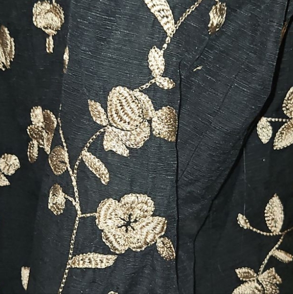 Embroided Floral Jacket - Picture 7 of 7